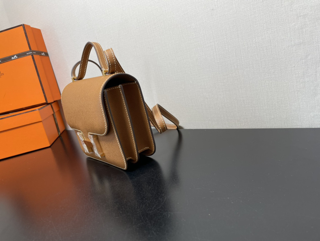 H**mes constance 24 epsom leather gold hardware 9.4"x5.9"x3"