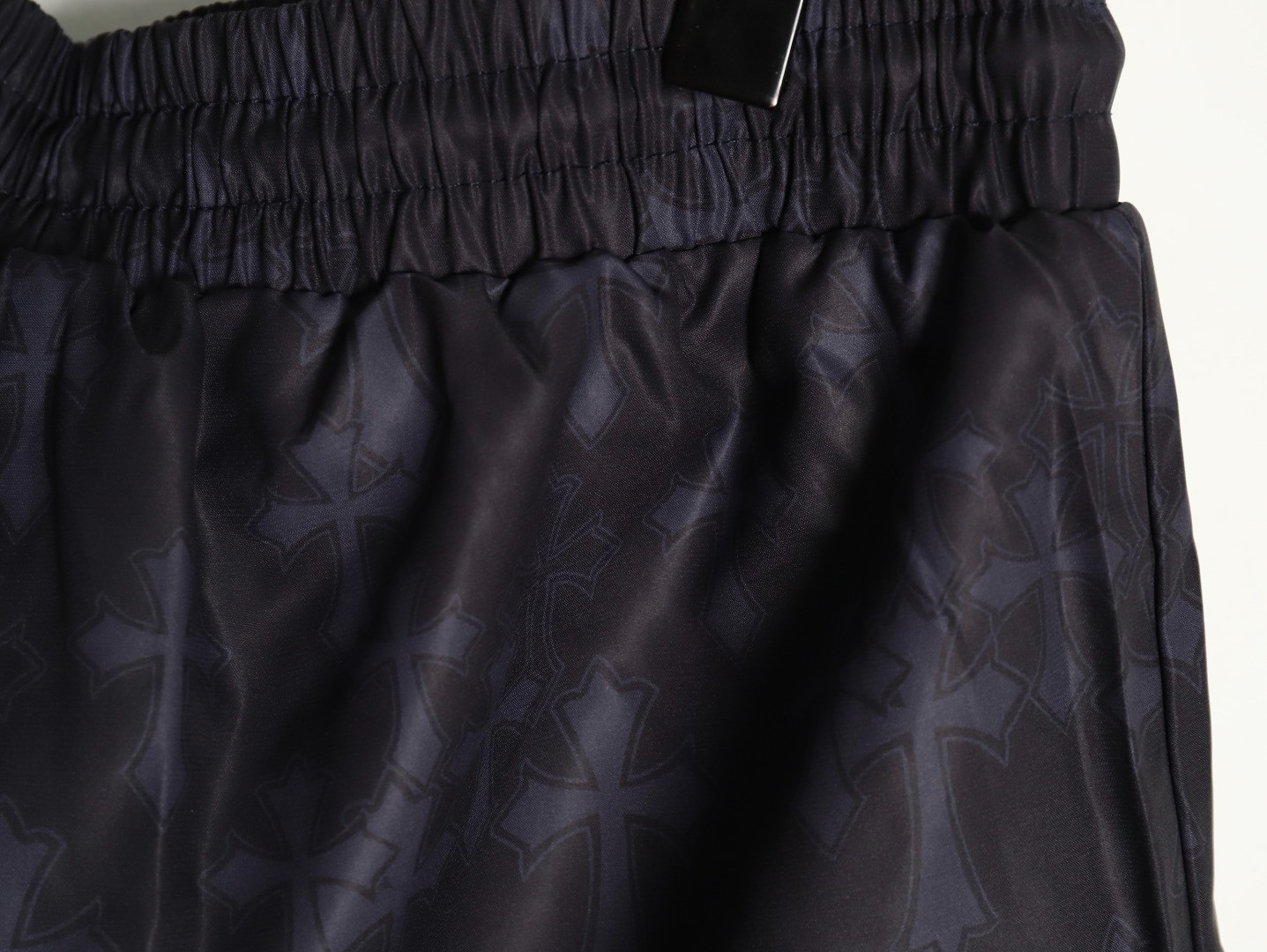 Ch**me He**ts shorts