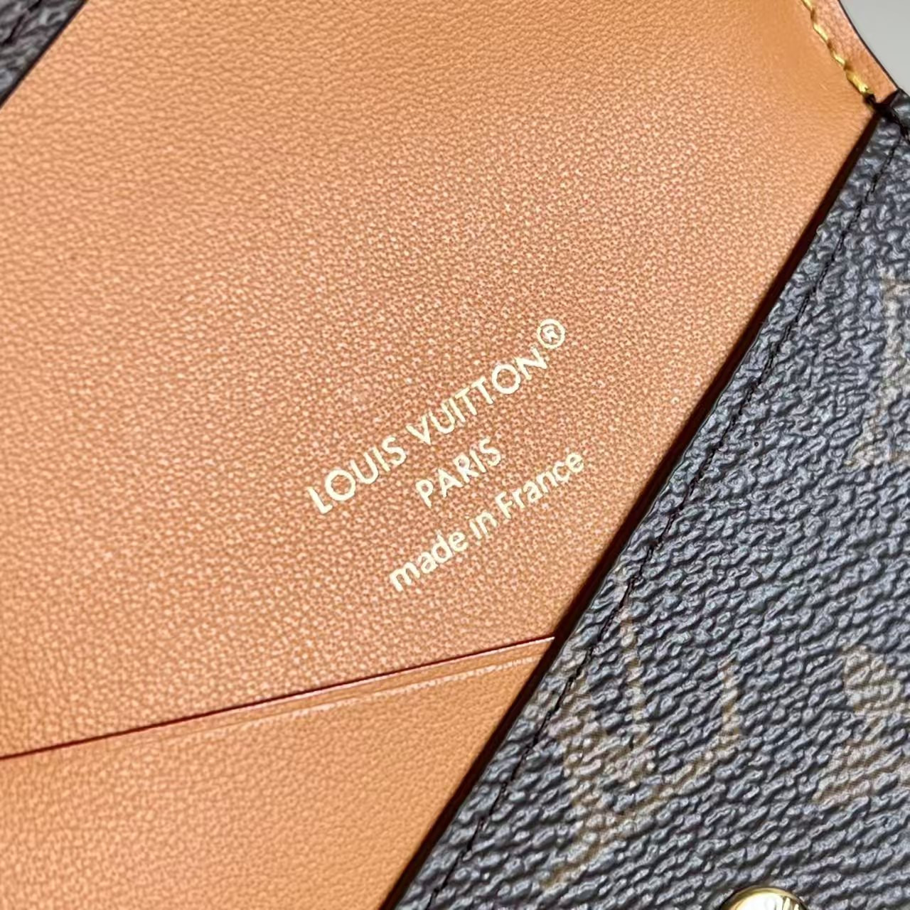 LV Slim Card Holder M26002 10.5x7.5x1cm