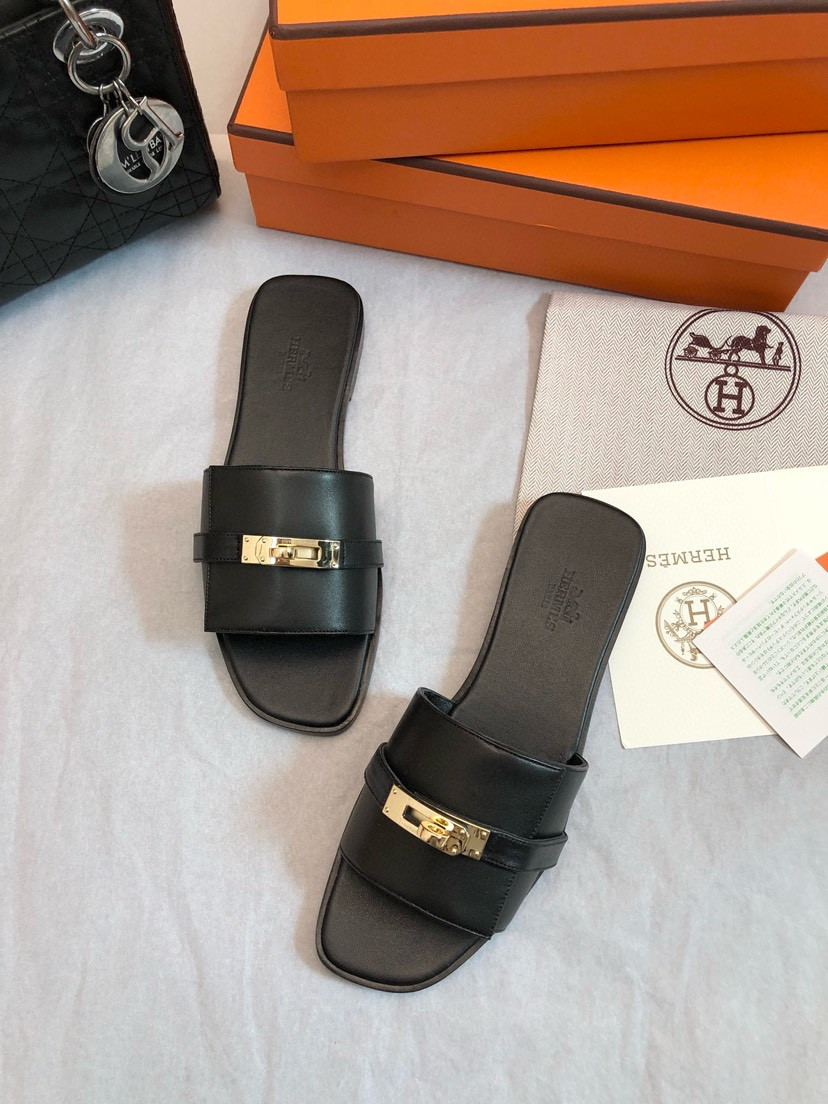 UA Hermès Giulia sandal