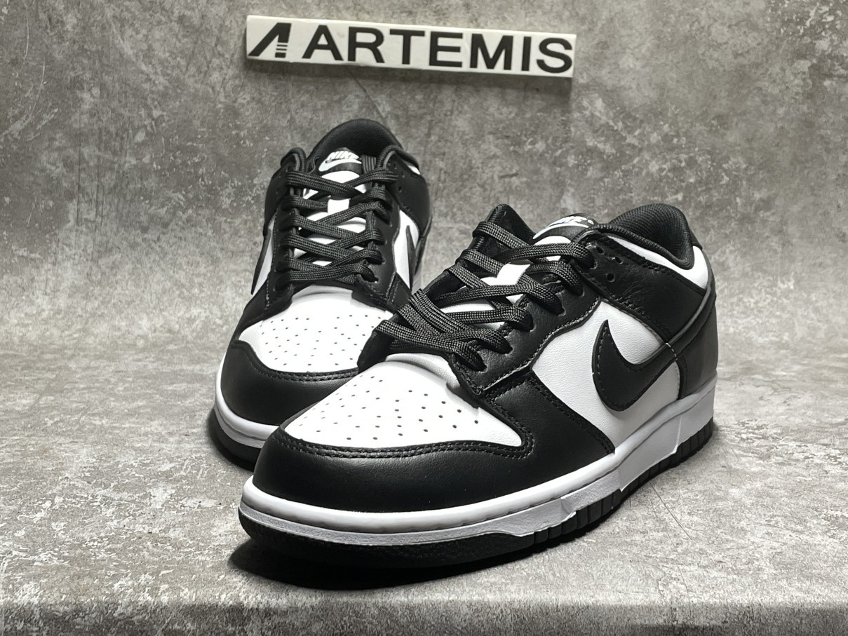Nike Dunk Low Retro White Black Panda (2021)