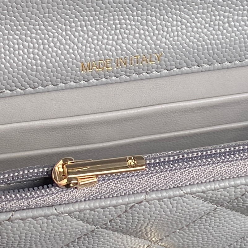 Ch*el 25c bags 14×18×3cm