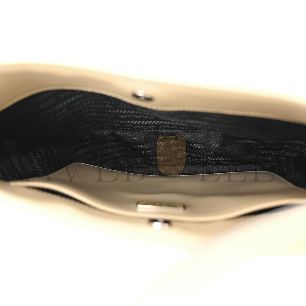 Pra*a brushed calfskin cleo shoulder bag desert beige (26*17*5cm)