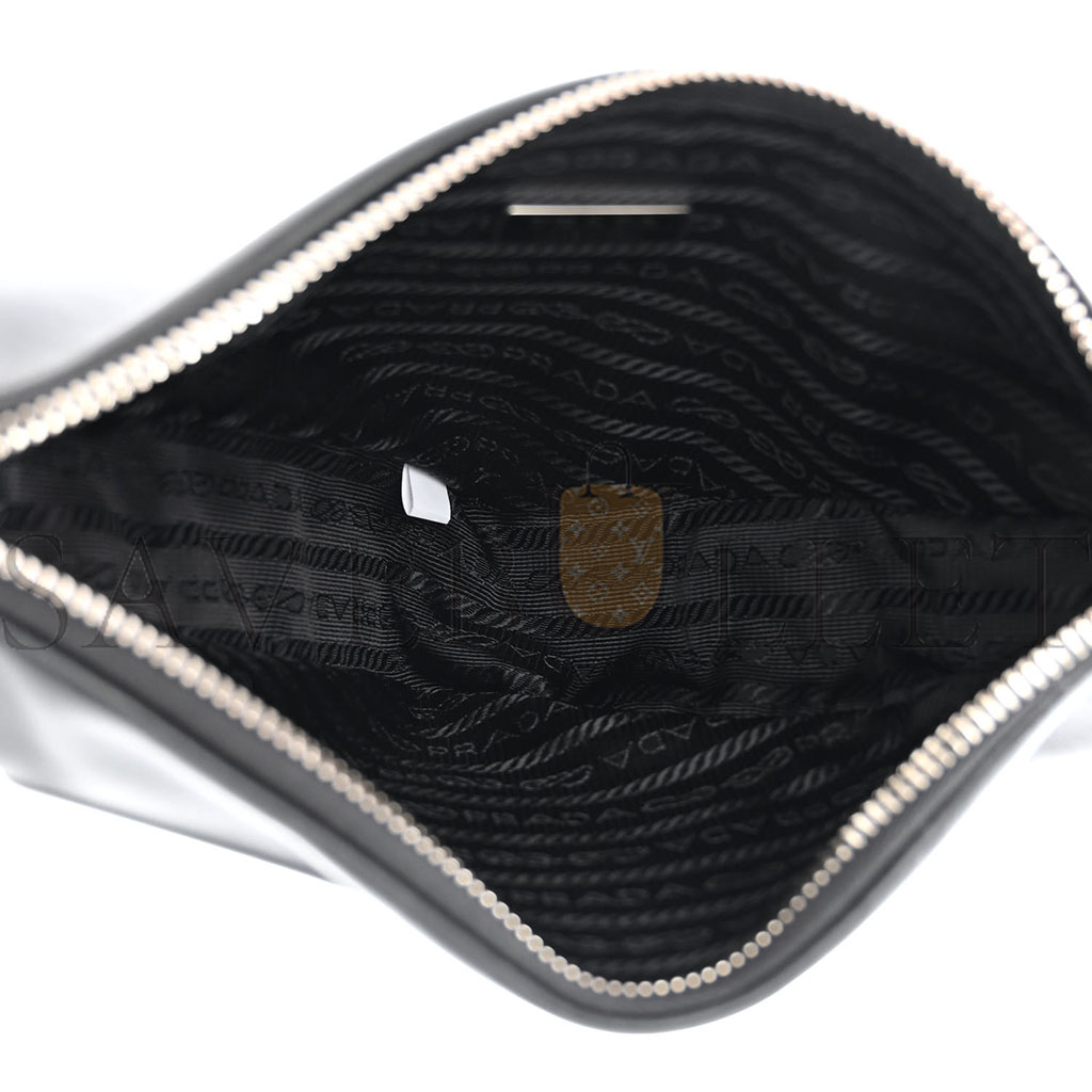 Pra*a grace lux triangle wristlet pouch black (27*15*6cm)