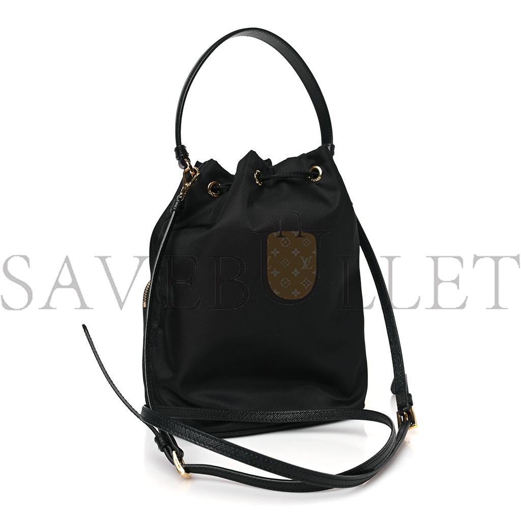 Pra*a re-nylon duet drawstring shoulder bag black (23*18*11cm)