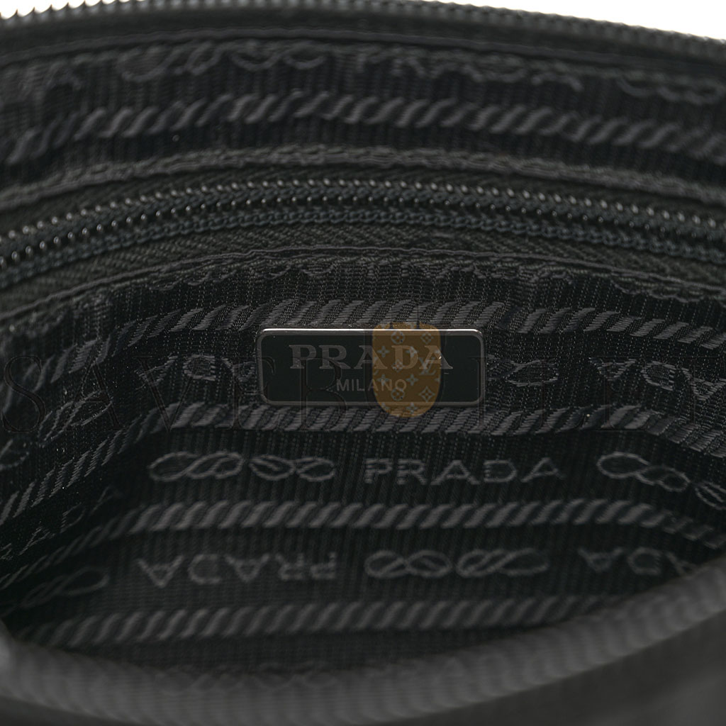 Pra*a tessuto nylon saffiano wristlet black (23*14cm)