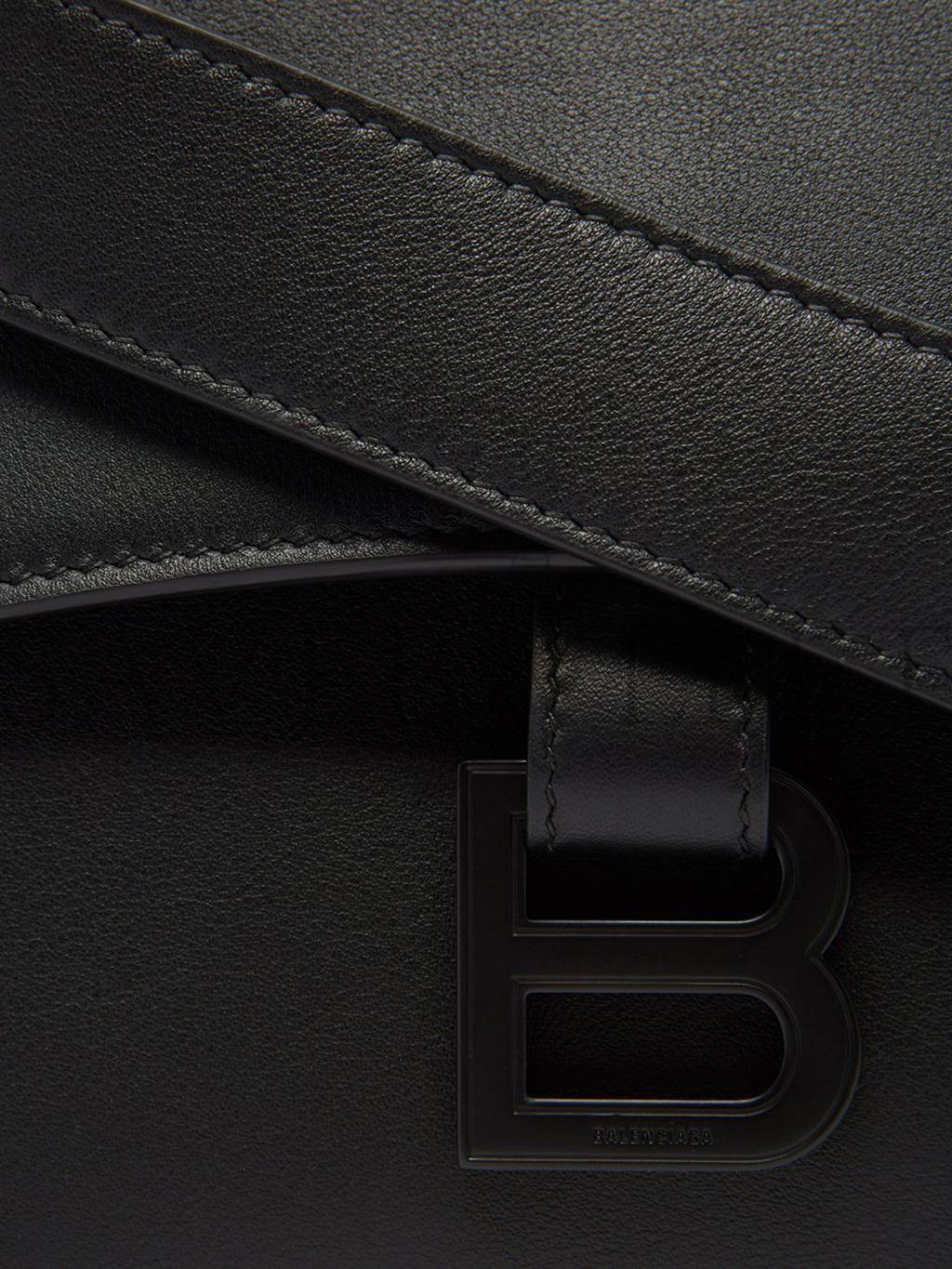 Ba*len*cia*ga black hourglass s leather bag matchesfashion us (29*17.8*10.5cm)